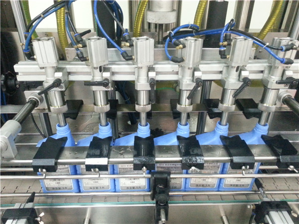 6 – კაციანი ავტომატური ძრავის ზეთის შემავსებელი მანქანა